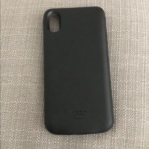 Battery case for iPhone X/Xs.
